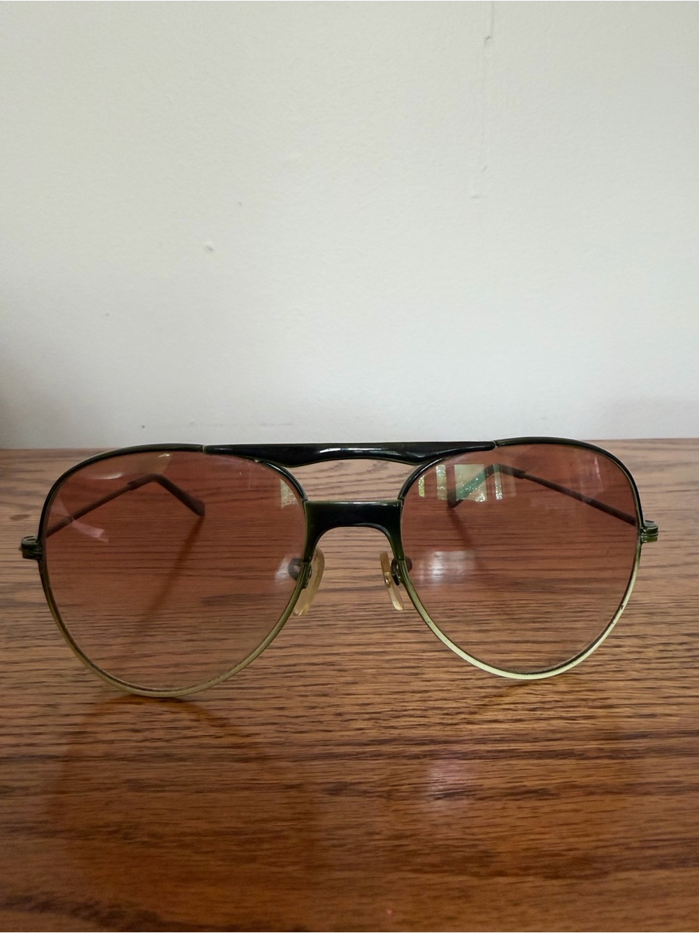 Men's Aviator Sunglasses with Brown Lenses and Gold Frame